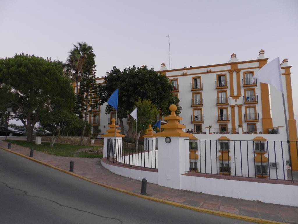Hotel Balneario De Chiclana شيكلانا دي لا فرونتيرا المظهر الخارجي الصورة